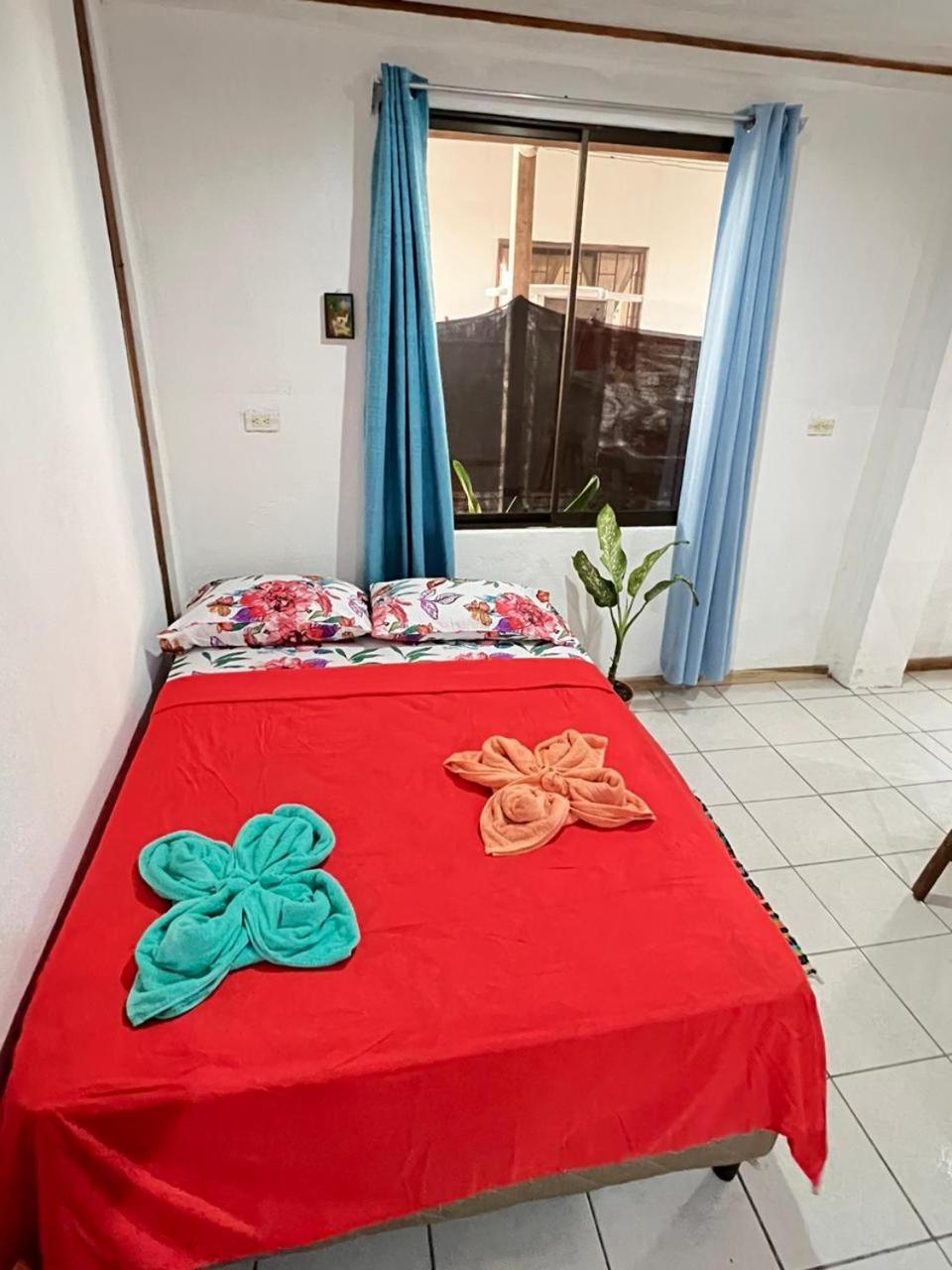 Mochis Apartment Quepos Phòng bức ảnh